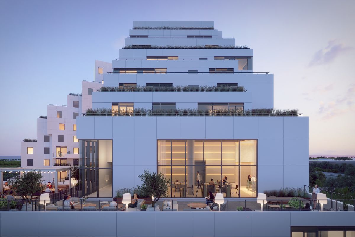 Queen & Ashbridge condos